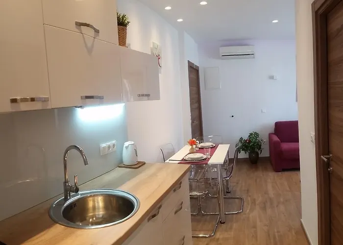 Ursic Mb Apartamento