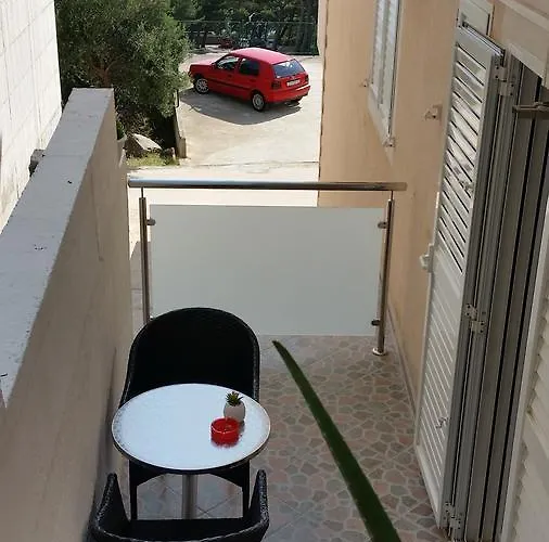 Ursic Mb Apartamento *