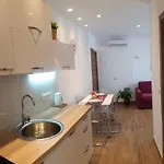 Ursic Mb 아파트