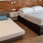아파트 Ursic Mb