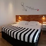 Ursic Mb 아파트 브렐라